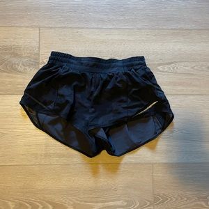 Lululemon black camo hotty hot